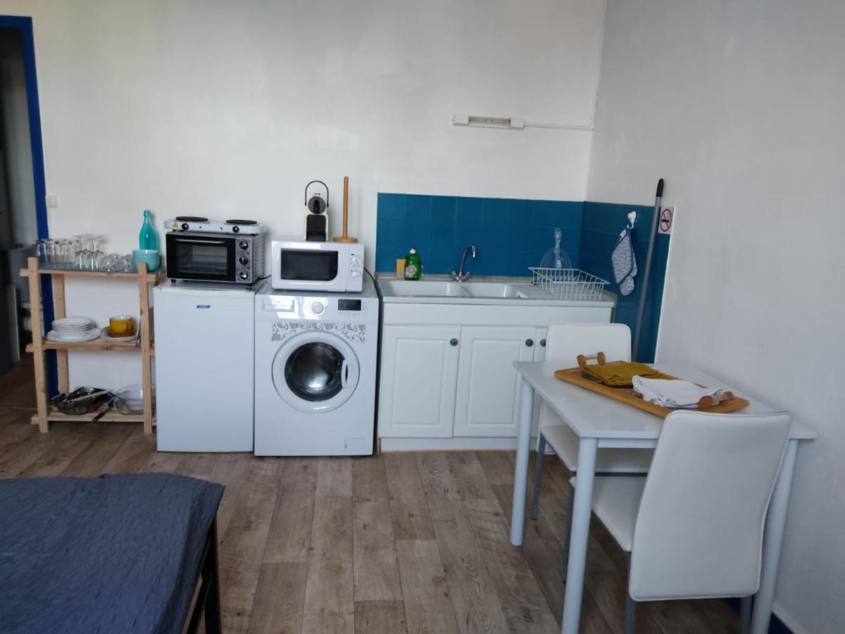 Bureaux Appartements Lesparre Medoc Zewnętrze zdjęcie
