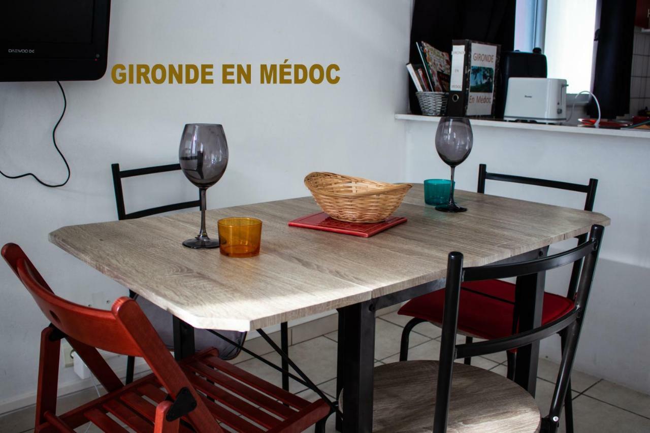 Bureaux Appartements Lesparre Medoc Zewnętrze zdjęcie