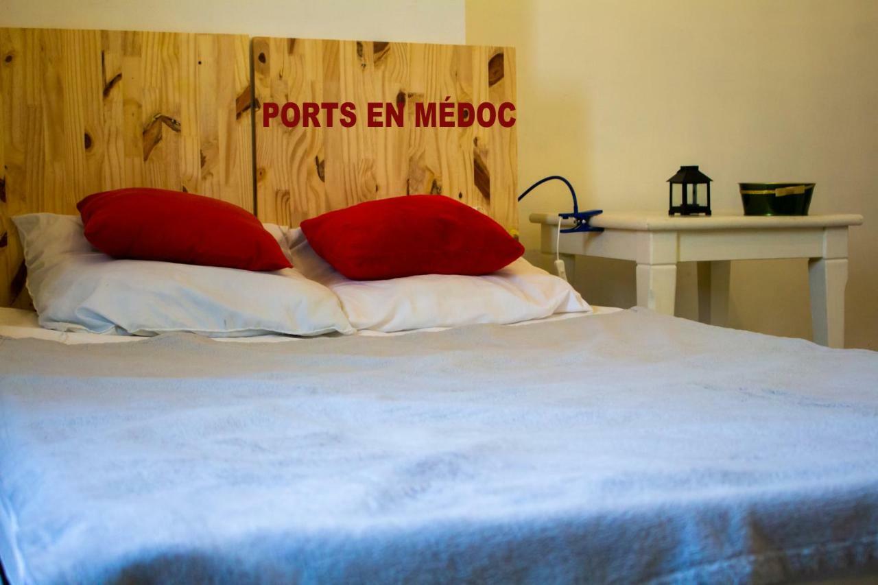 Bureaux Appartements Lesparre Medoc Zewnętrze zdjęcie